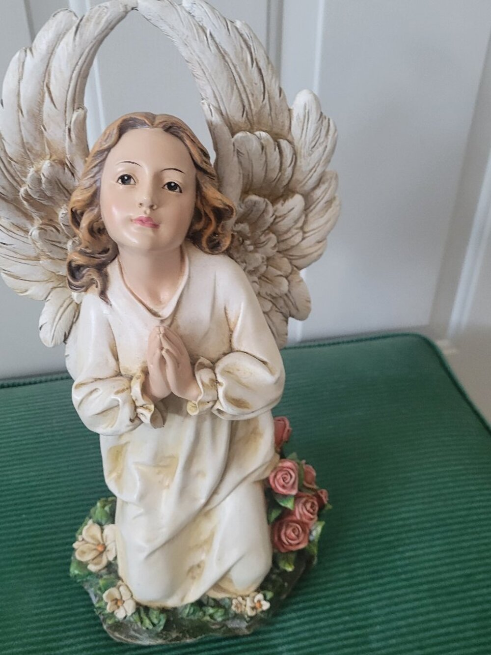 Darling Angel Statue